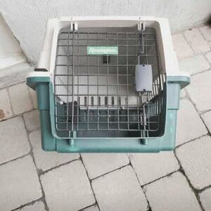 REMINGTON Medium Dog/Pet Crate- Kennel